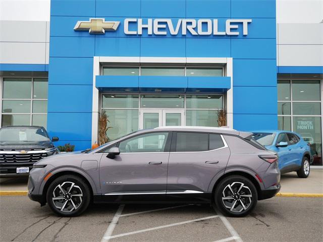 used 2025 Chevrolet Equinox EV car, priced at $26,891