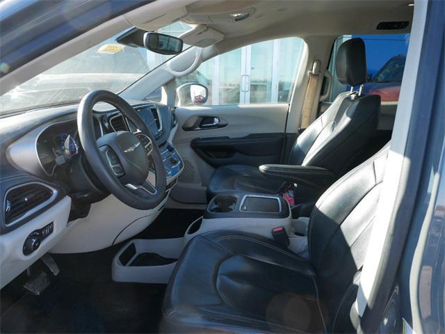 used 2022 Chrysler Pacifica Hybrid car, priced at $20,899