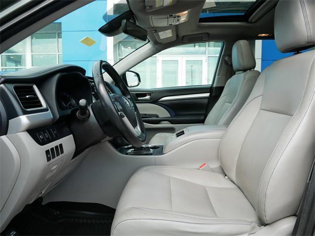 used 2017 Toyota Highlander car, priced at $19,983