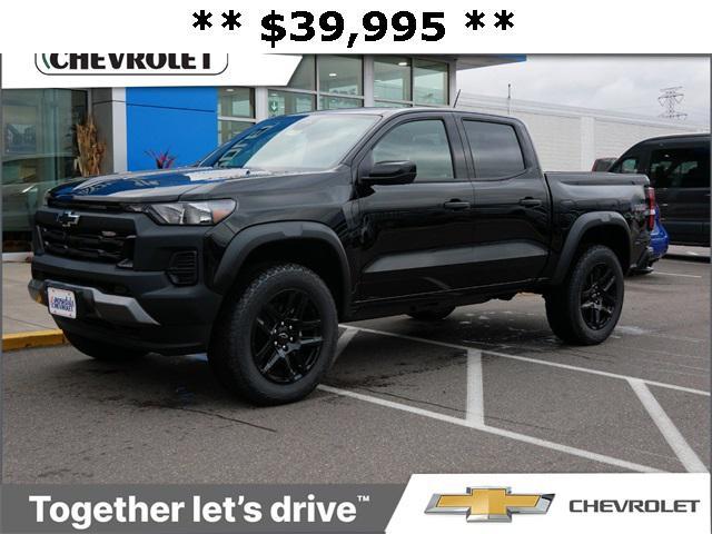 new 2024 Chevrolet Colorado car, priced at $39,995