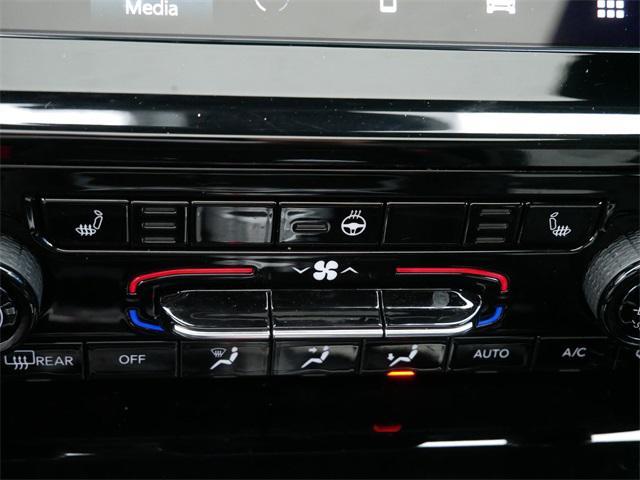 used 2024 Jeep Grand Cherokee car, priced at $41,987