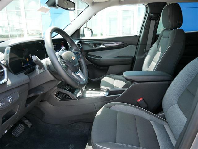 new 2025 Chevrolet TrailBlazer car, priced at $27,990