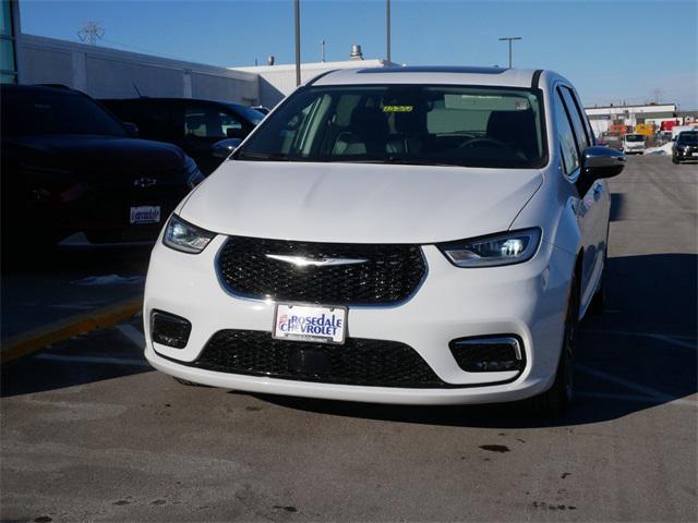 used 2023 Chrysler Pacifica Hybrid car, priced at $30,989