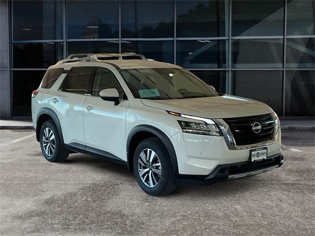 new 2024 Nissan Pathfinder car, priced at $49,113