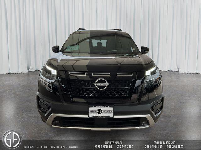 new 2025 Nissan Pathfinder car, priced at $43,675