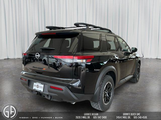 new 2025 Nissan Pathfinder car, priced at $43,675