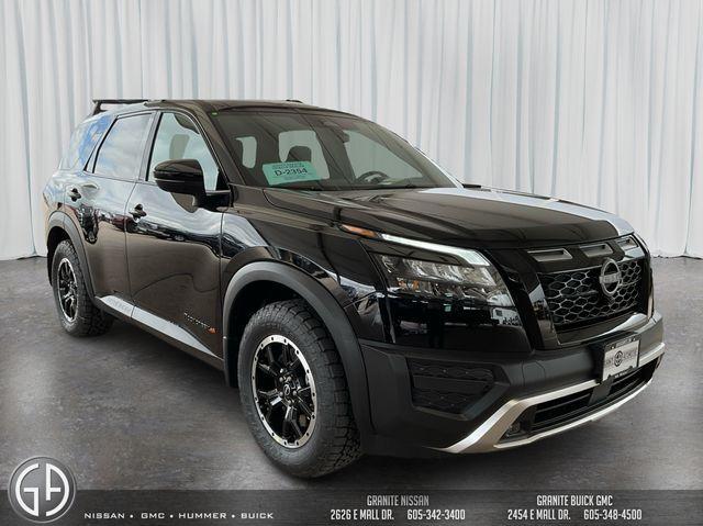 new 2025 Nissan Pathfinder car, priced at $43,675