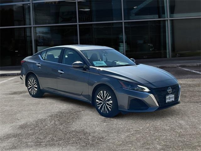 new 2024 Nissan Altima car, priced at $32,163