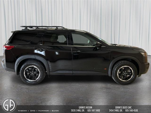 new 2025 Nissan Pathfinder car, priced at $43,675