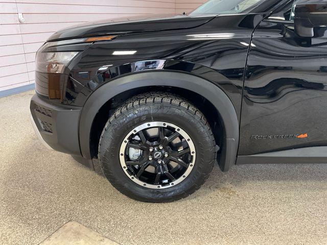 new 2025 Nissan Pathfinder car, priced at $43,675