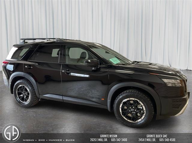 new 2025 Nissan Pathfinder car, priced at $43,675
