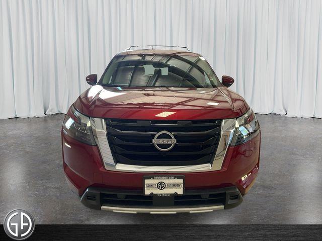 new 2025 Nissan Pathfinder car, priced at $52,670