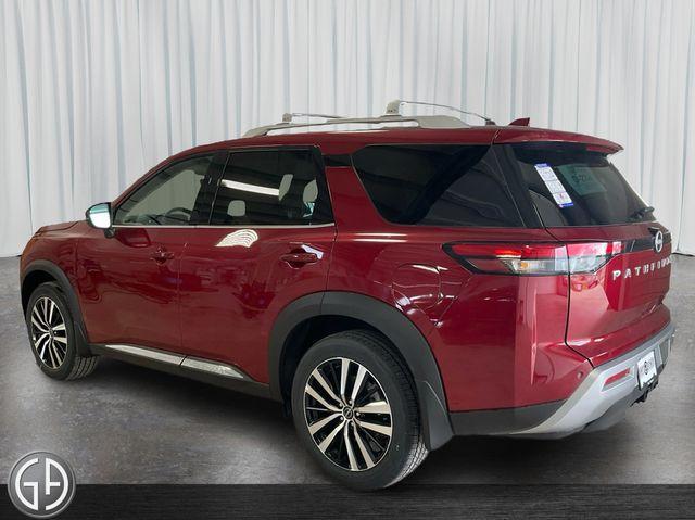 new 2025 Nissan Pathfinder car, priced at $52,670