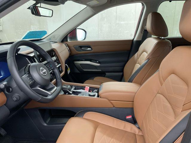 new 2025 Nissan Pathfinder car, priced at $52,670