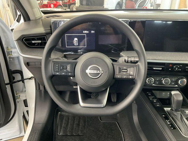 new 2025 Nissan Kicks car, priced at $31,240