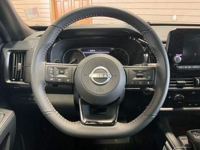 new 2025 Nissan Pathfinder car, priced at $44,175