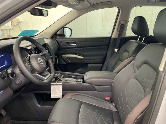 new 2025 Nissan Pathfinder car, priced at $52,545