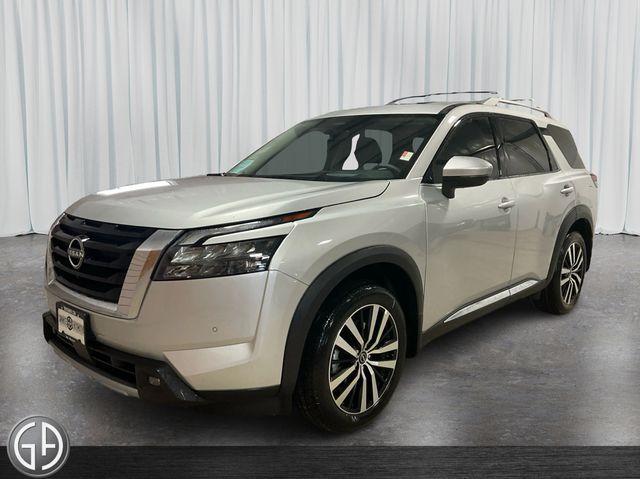 new 2025 Nissan Pathfinder car, priced at $52,545
