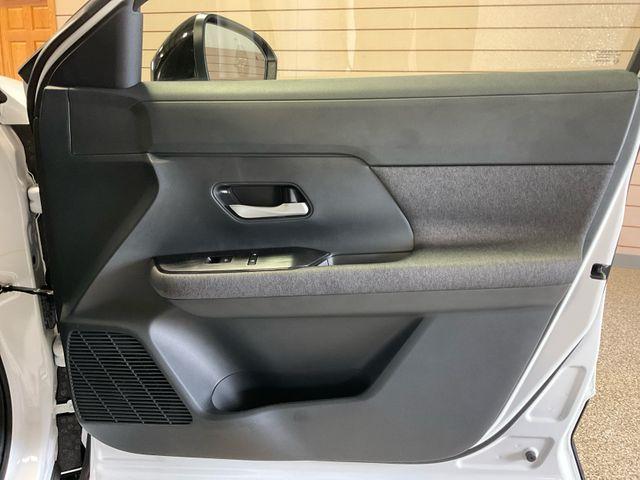 new 2025 Nissan Kicks car, priced at $29,660