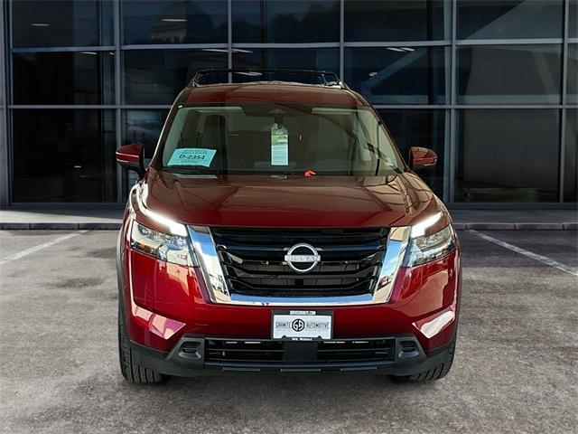 new 2025 Nissan Pathfinder car, priced at $45,965