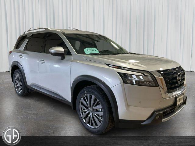 new 2025 Nissan Pathfinder car, priced at $48,170