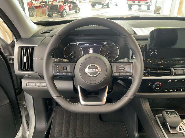 new 2025 Nissan Pathfinder car, priced at $45,980