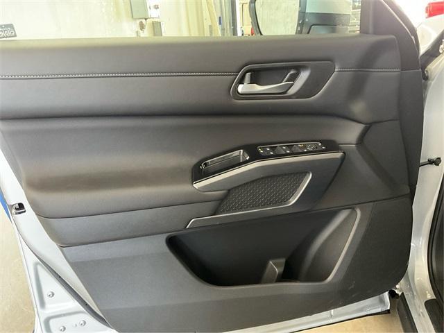 new 2025 Nissan Pathfinder car, priced at $48,230