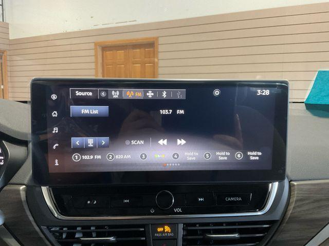 new 2025 Nissan Altima car, priced at $32,425
