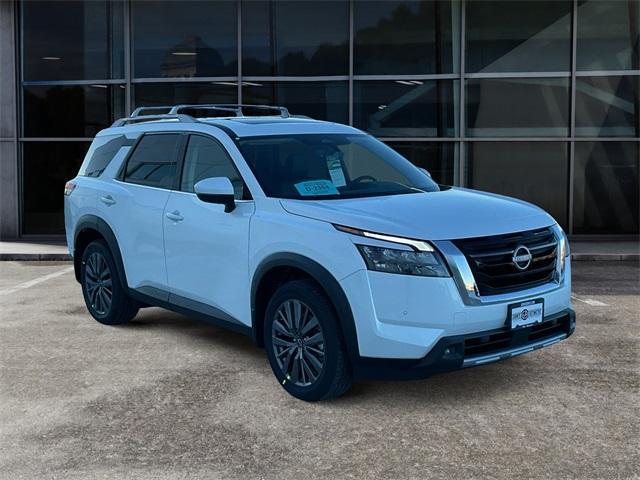 new 2025 Nissan Pathfinder car, priced at $51,005