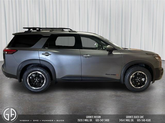 new 2025 Nissan Pathfinder car, priced at $43,675