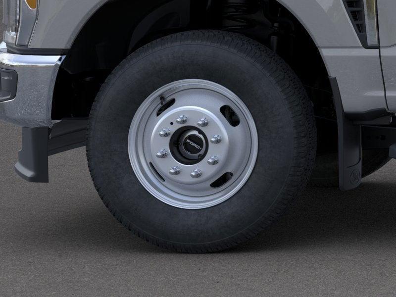 new 2025 Ford F-350 car, priced at $58,888