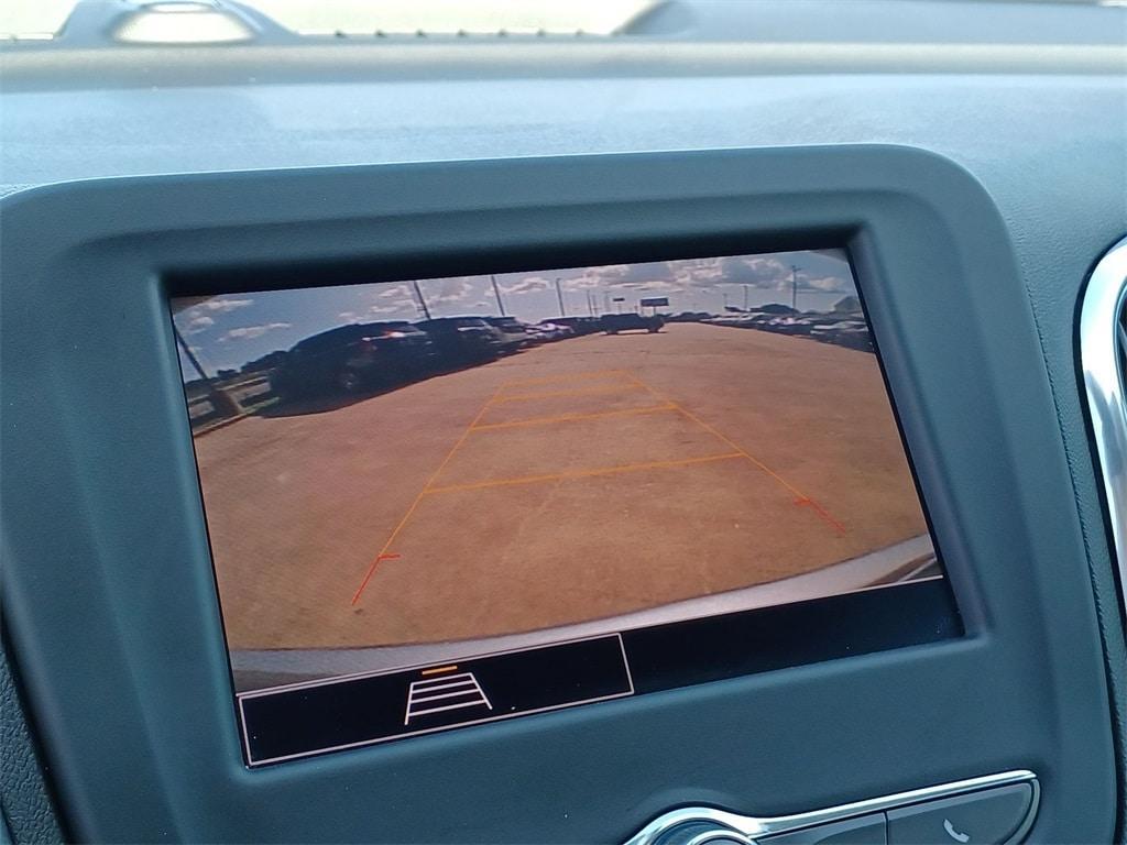 used 2023 Chevrolet Equinox car, priced at $21,291