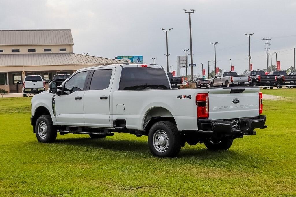 new 2024 Ford F-350 car, priced at $49,563