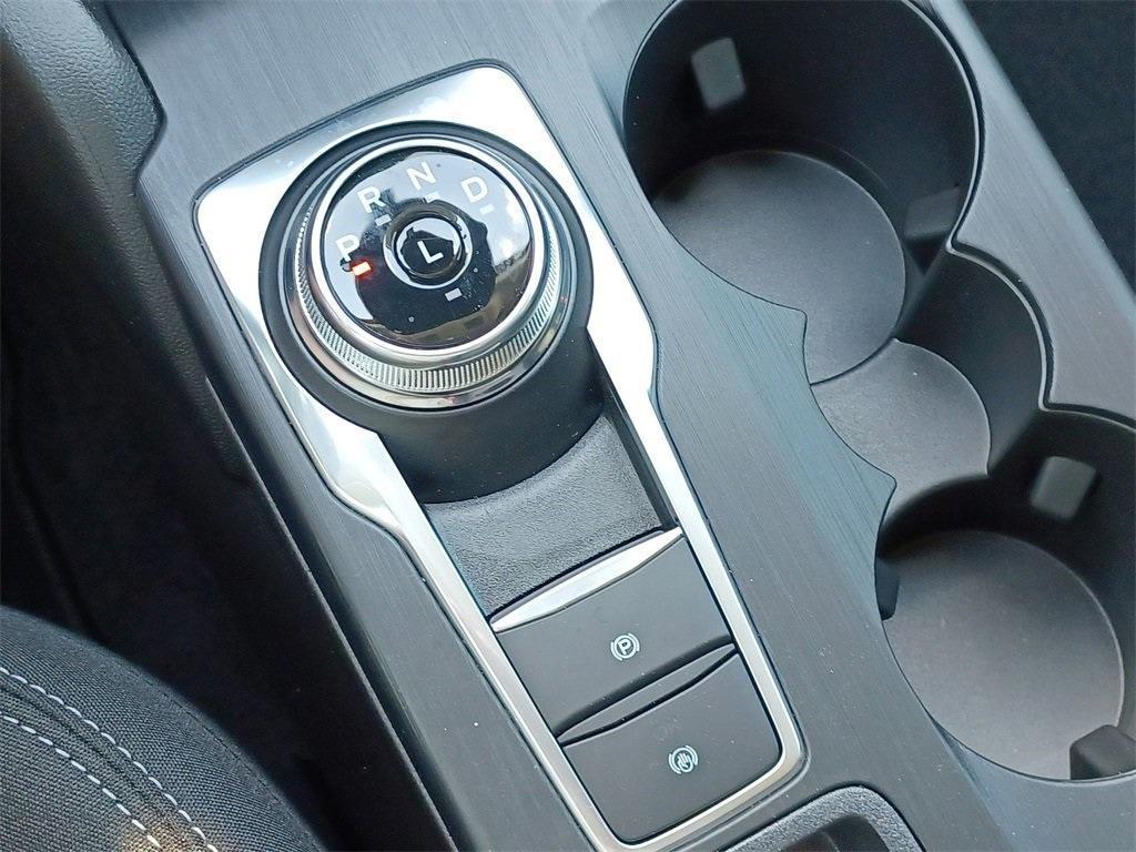 new 2025 Ford Escape car, priced at $31,134