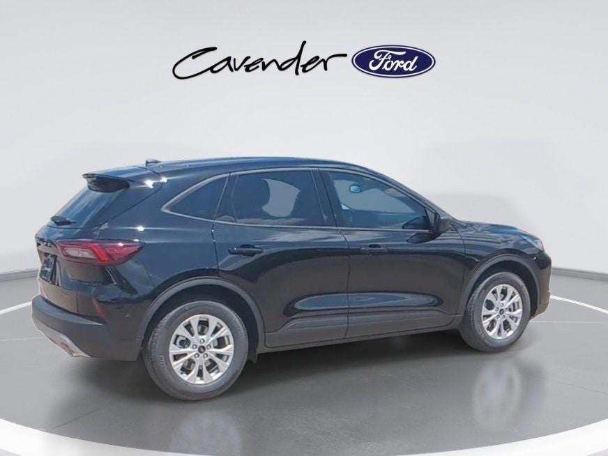 new 2025 Ford Escape car, priced at $31,134