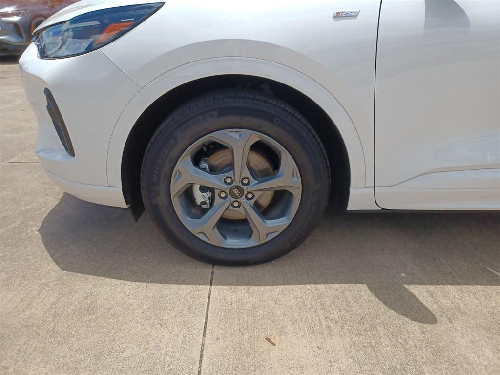 used 2024 Ford Escape car, priced at $29,413