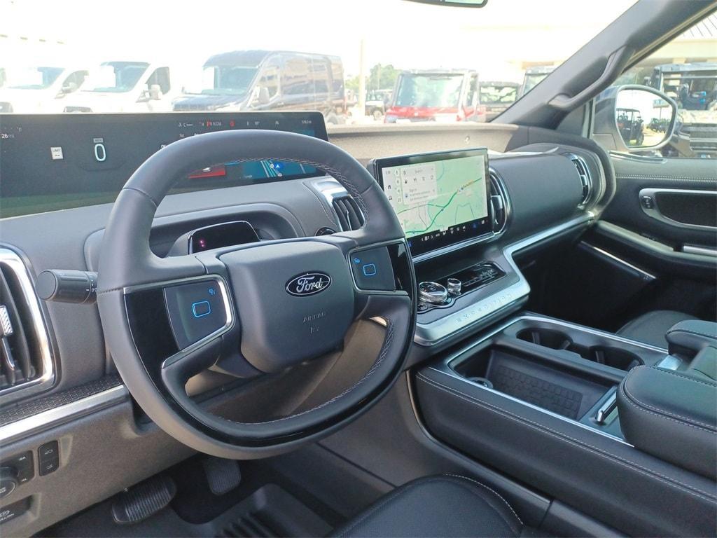 new 2025 Ford Expedition car, priced at $84,165