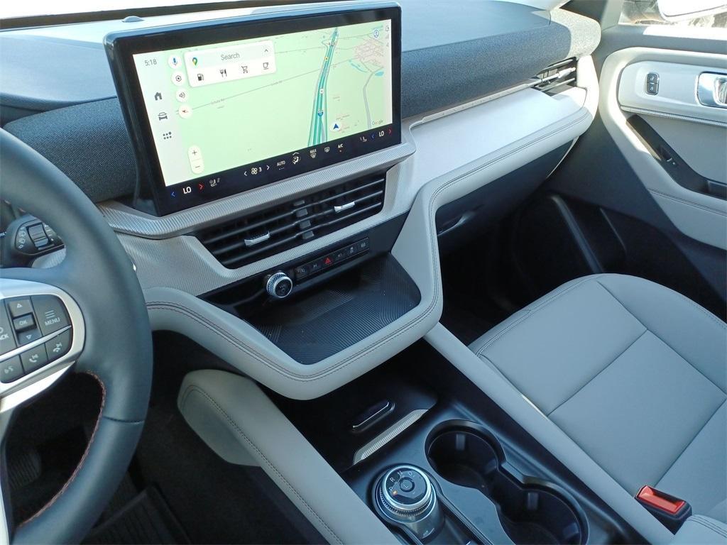 new 2025 Ford Explorer car, priced at $47,301