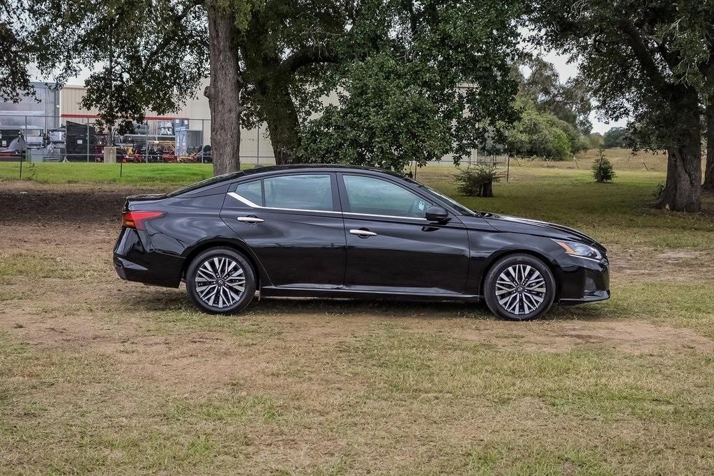 used 2024 Nissan Altima car, priced at $21,401