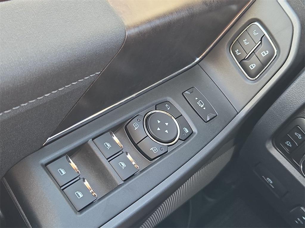 new 2025 Ford F-350 car, priced at $72,293