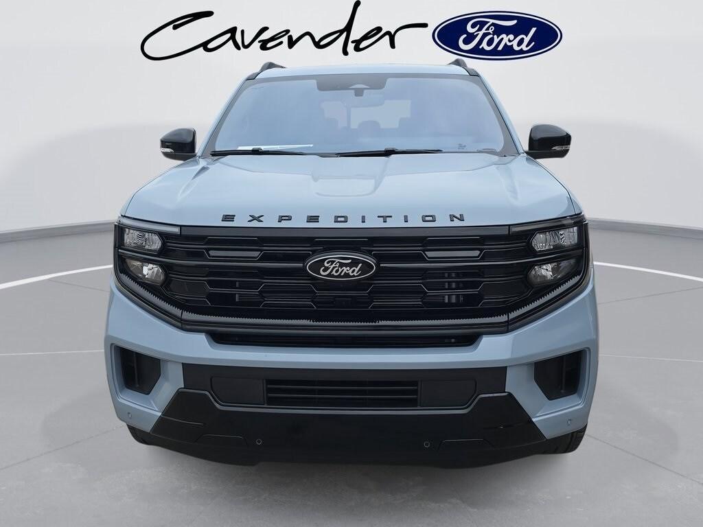 new 2025 Ford Expedition Max car, priced at $85,298