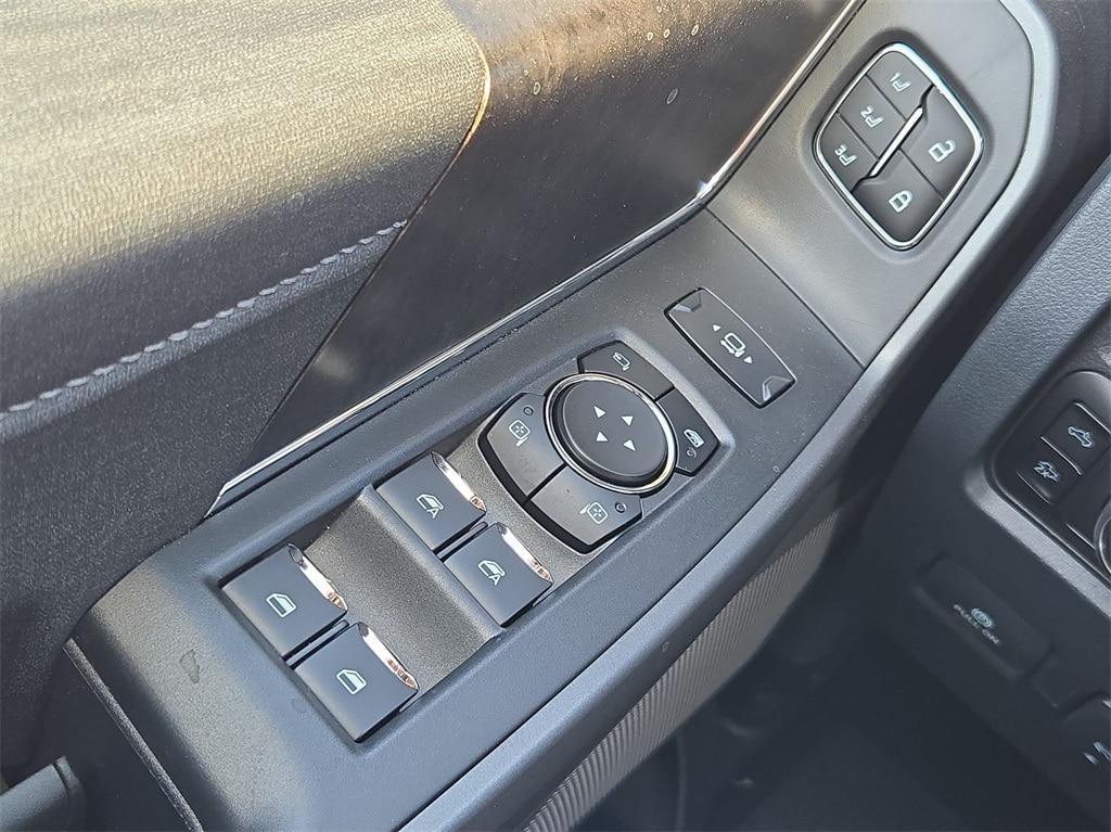 new 2025 Ford F-250 car, priced at $88,908