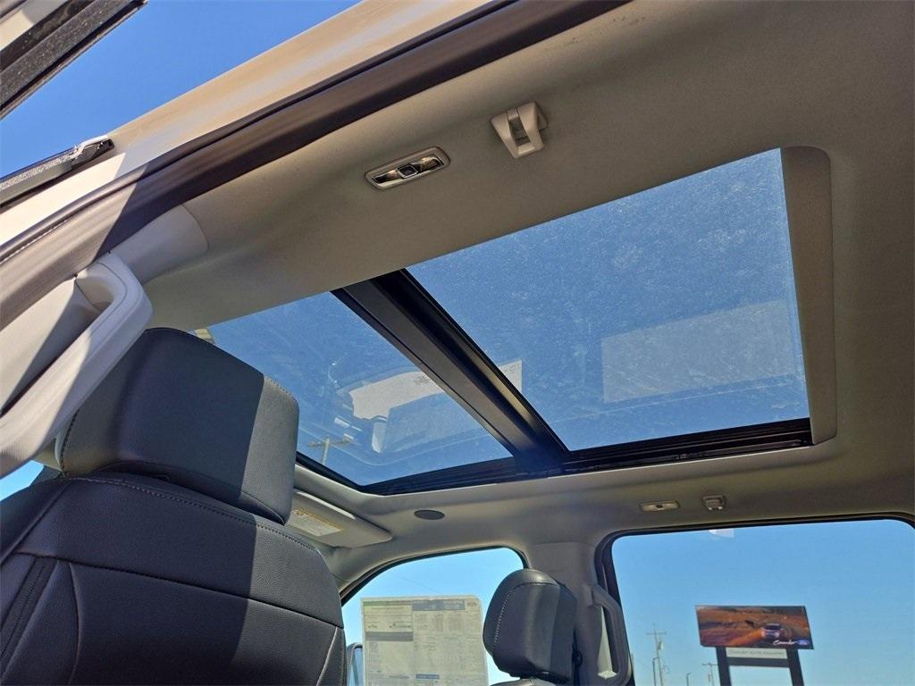 new 2025 Ford F-250 car, priced at $87,768