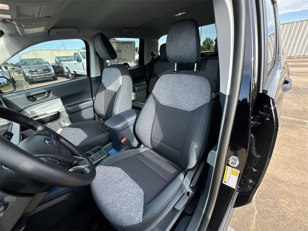 new 2025 Ford Maverick car, priced at $30,979