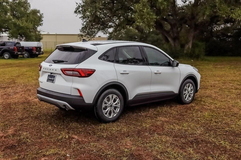 new 2025 Ford Escape car, priced at $33,360