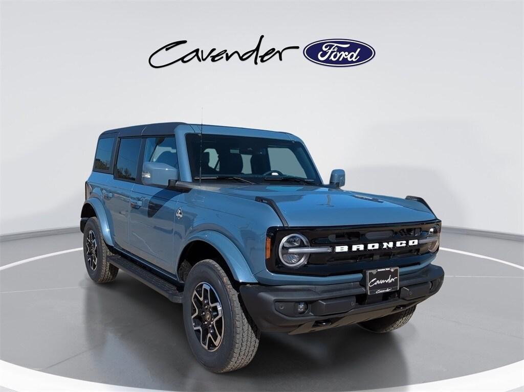 new 2024 Ford Bronco car, priced at $51,430