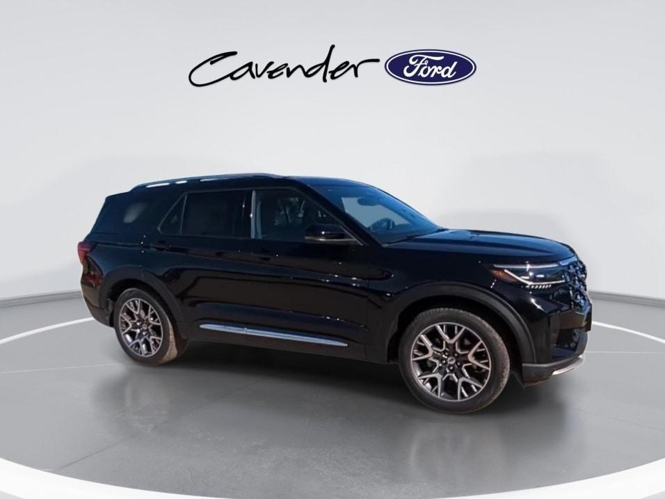 new 2025 Ford Explorer car, priced at $54,125