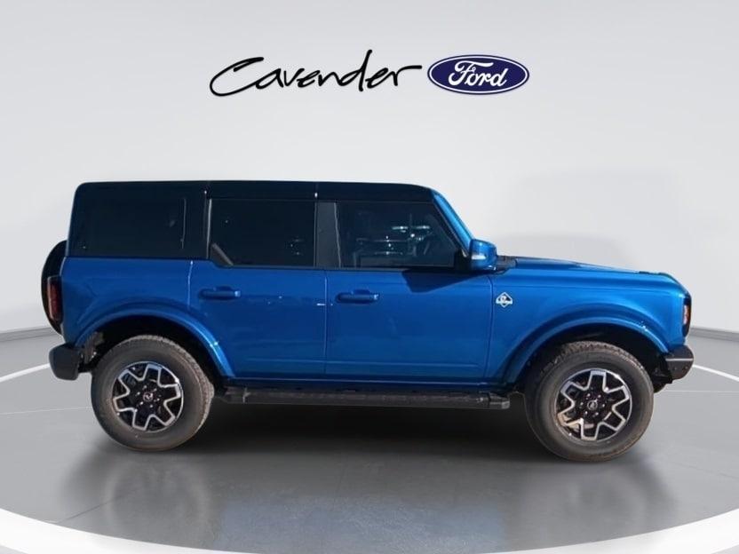 new 2024 Ford Bronco car, priced at $49,374
