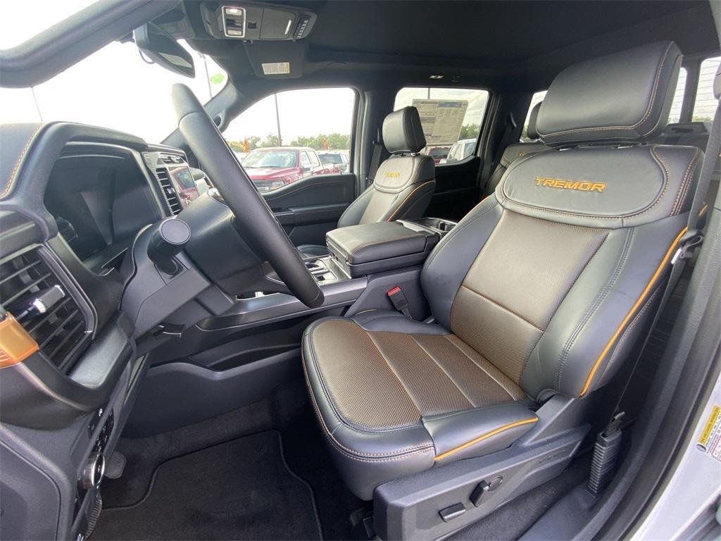 new 2025 Ford F-150 car, priced at $72,638