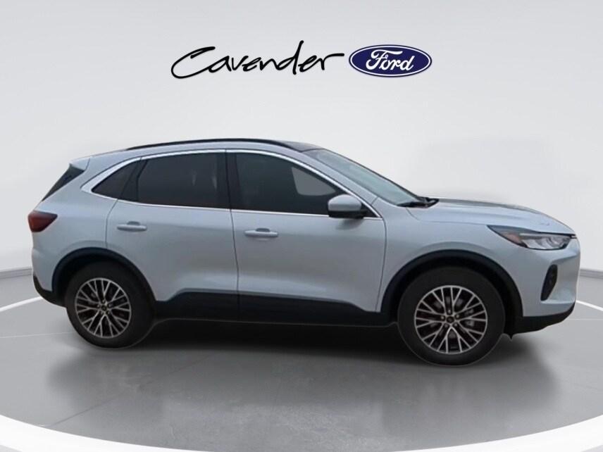new 2025 Ford Escape car, priced at $34,733
